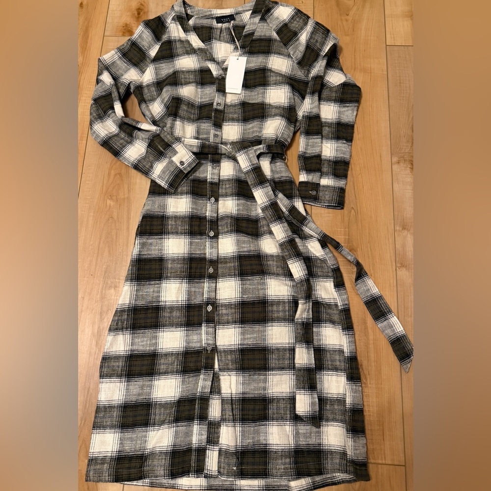 🌟VICI New with tags Dylin Plaid Wrap Tie Midi Shirt Dress
Size S | Olive Multi - Picture 9 of 11